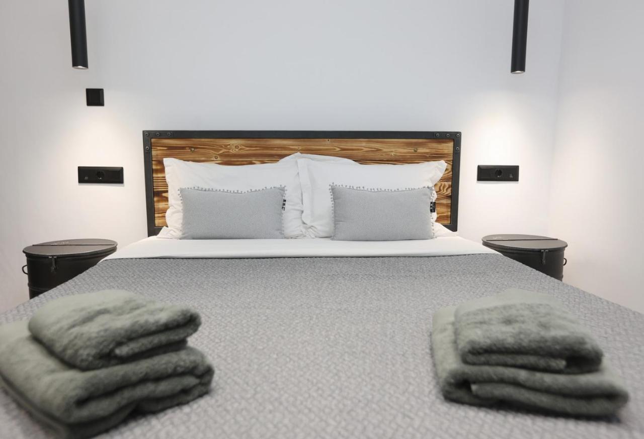 Stones By Syros Holiday home